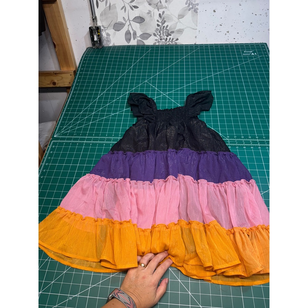 Cheeky Plum Girls Tiered Ruffle Dress Colorblock Metallic Smocked Bodice Size 7Y